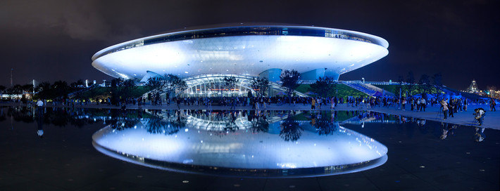 Mercedes-Benz Arena в Шанхае